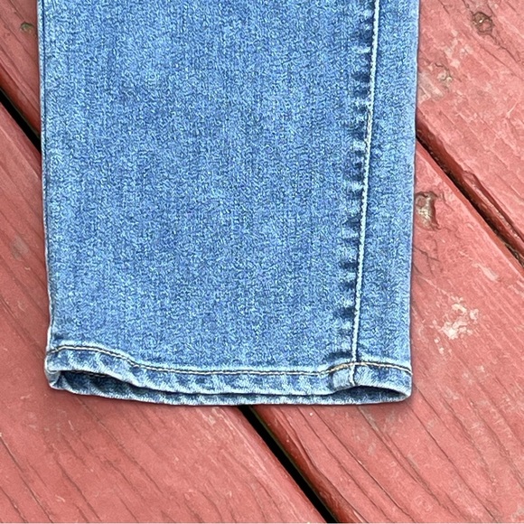 Coldwater Creek Women’s Light Blue 16P 5 pocket Jeans RN 98516 - Picture 4 of 7